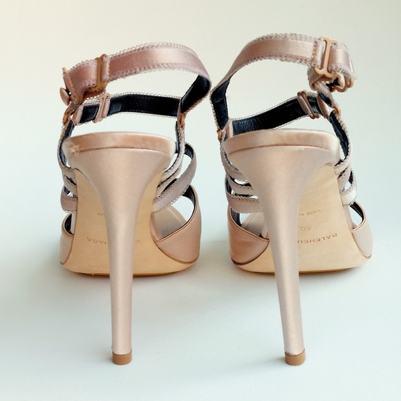 Balenciaga pink satin Boudoir stiletto sandals, EU40, new w/ box, dustbag - Picture 5 of 16